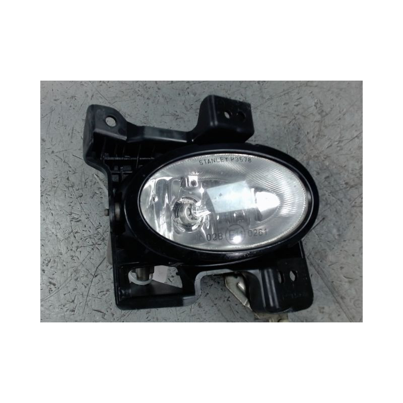 PHARE ANTIBROUILLARD AVANT DROIT MAZDA MAZDA 3  5P