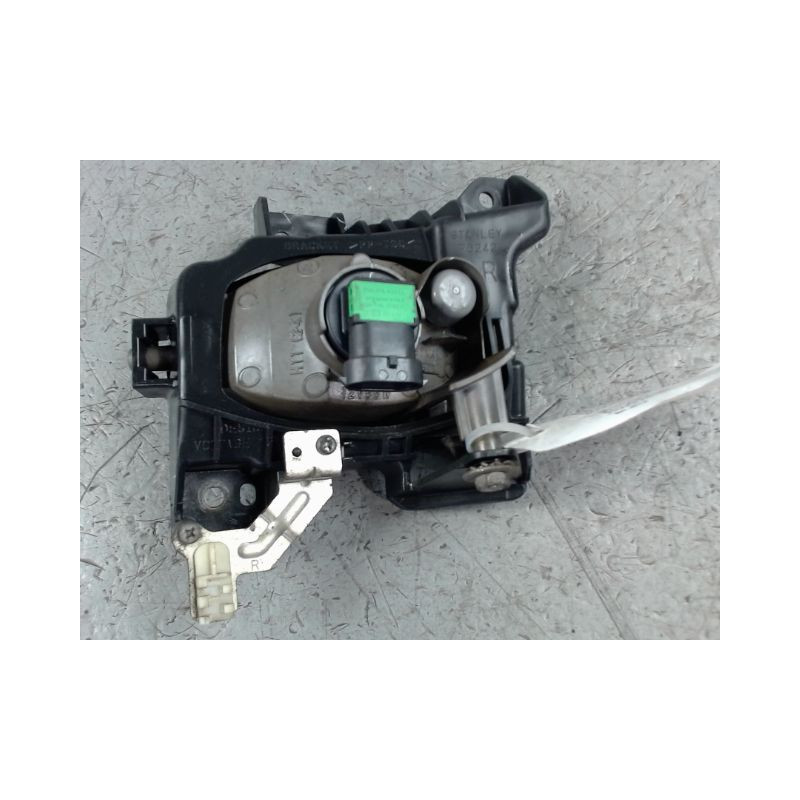 PHARE ANTIBROUILLARD AVANT DROIT MAZDA MAZDA 3  5P