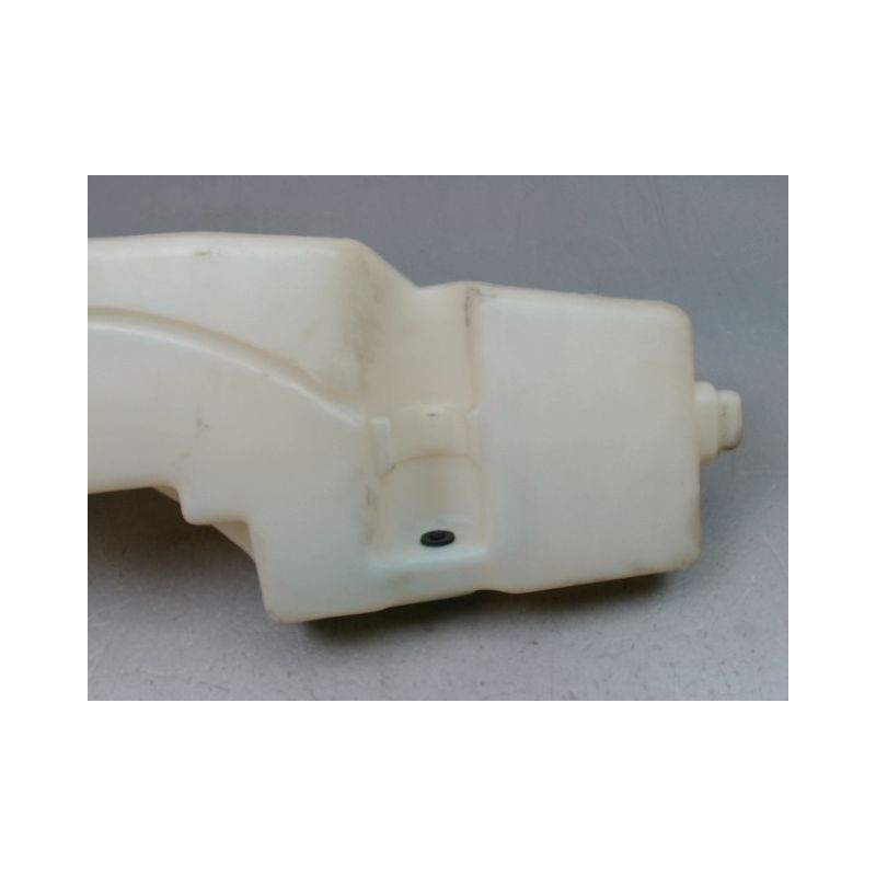 RESERVOIR LAVE-GLACE AVANT RENAULT SAFRANE Phase 1 1992-1996