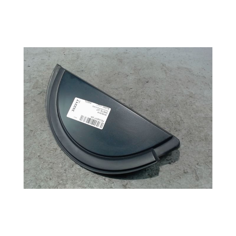 ENJOLIVEUR AILE ARRIERE DROIT PEUGEOT 208
