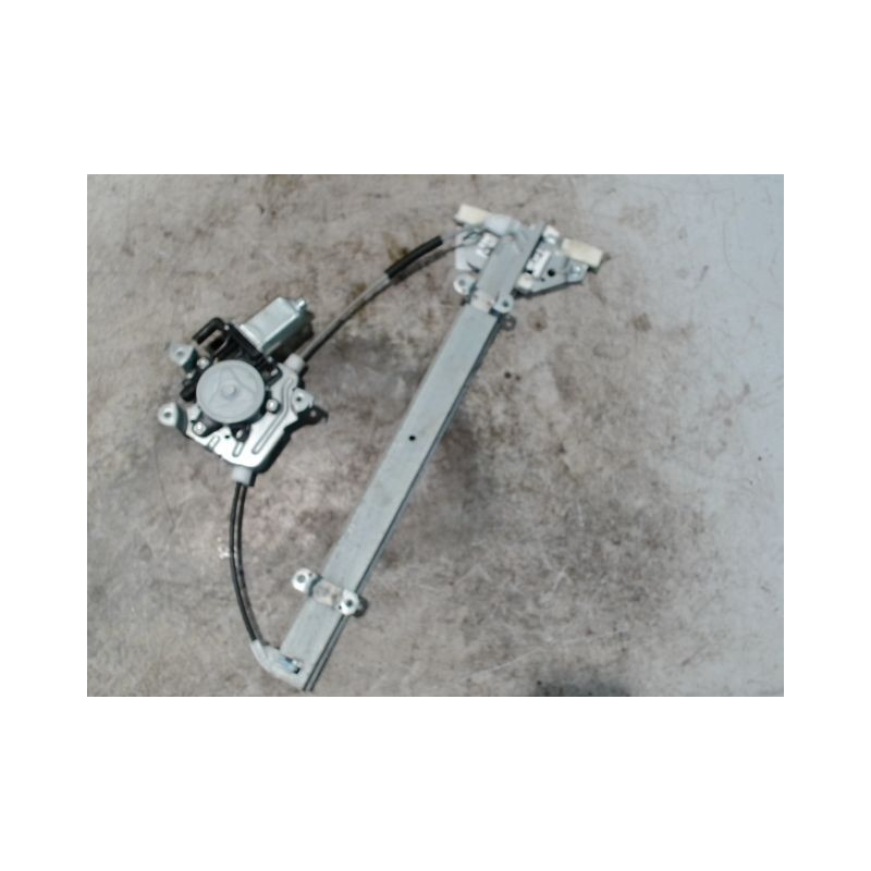 MECANISME+MOTEUR LEVE-GLACE AVANT DROIT NISSAN TIIDA