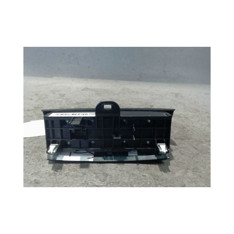 BOUTON DE DEMARRAGE MINI MINI 2010-