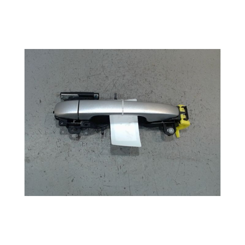 POIGNEE EXTERIEURE PORTE AVANT DROIT SUBARU XV