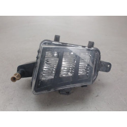 PHARE ANTIBROUILLARD AVD