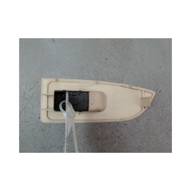 COMMANDE LEVE-GLACE PORTE ARD VOLKSWAGEN PASSAT 2010-