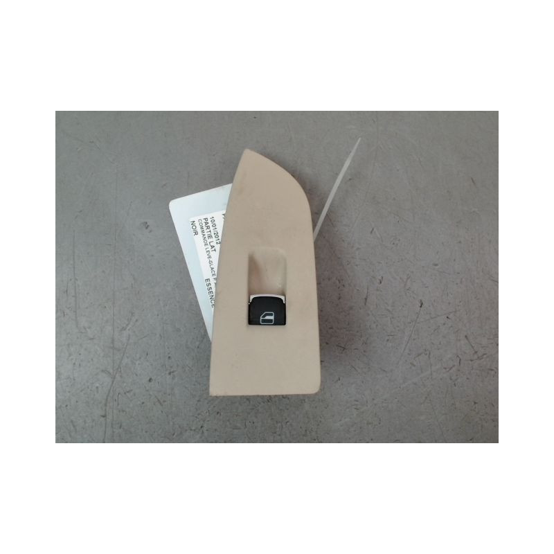 COMMANDE LEVE-GLACE PORTE ARG VOLKSWAGEN PASSAT 2010-