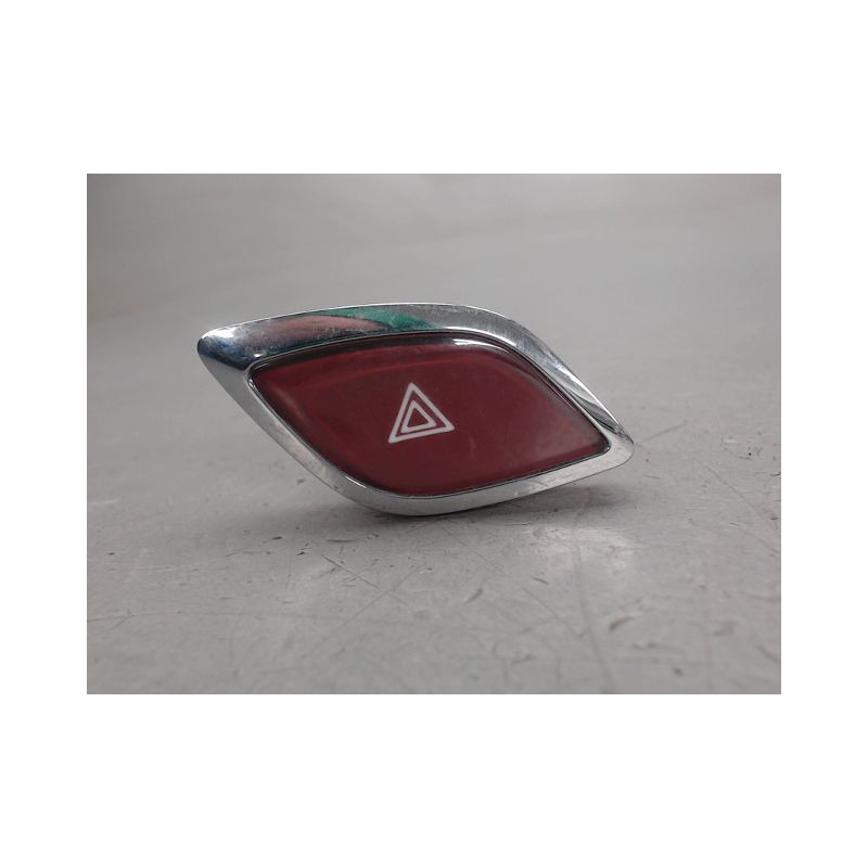 BOUTON DE WARNING CITROEN C3