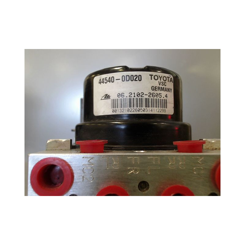 UNITE HYDRAULIQUE ABS TOYOTA YARIS