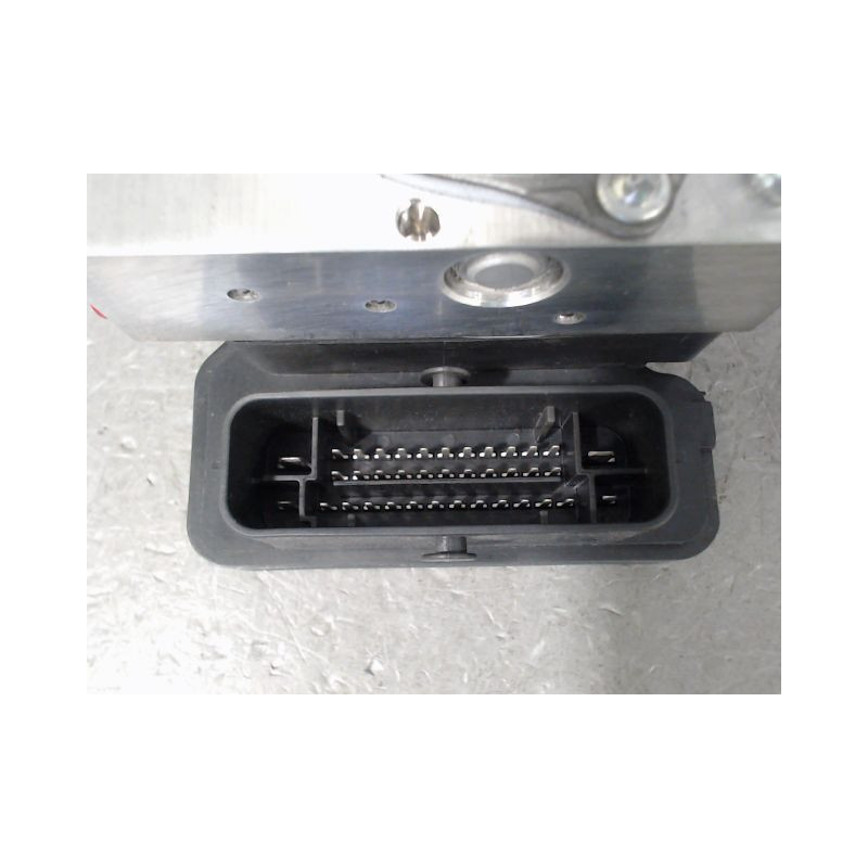 UNITE HYDRAULIQUE ABS DACIA DUSTER