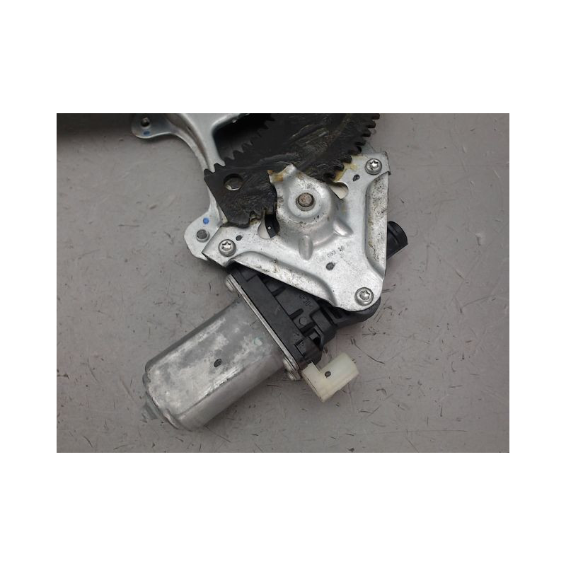 MECANISME LEVE-GLACE AVANT GAUCHE NISSAN MICRA