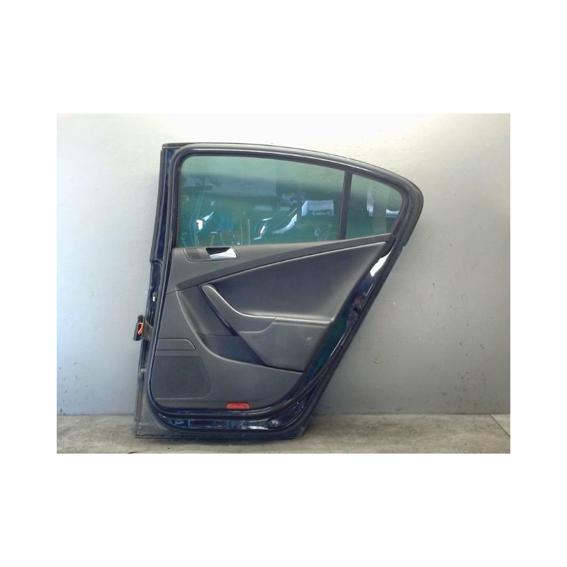 PORTE ARRIERE DROIT VOLKSWAGEN PASSAT