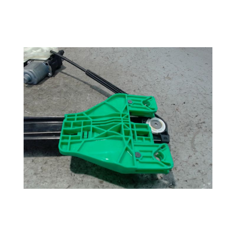 MECANISME+MOTEUR LEVE-GLACE ARRIERE GAUCHE SEAT LEON 2009-