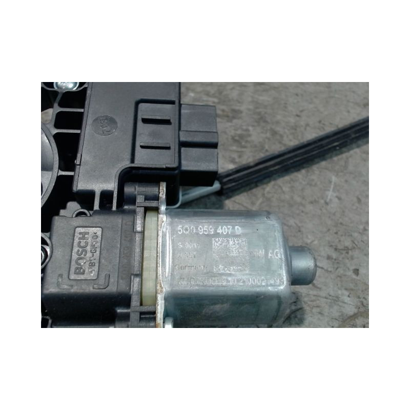 MECANISME+MOTEUR LEVE-GLACE ARRIERE GAUCHE SEAT LEON 2009-