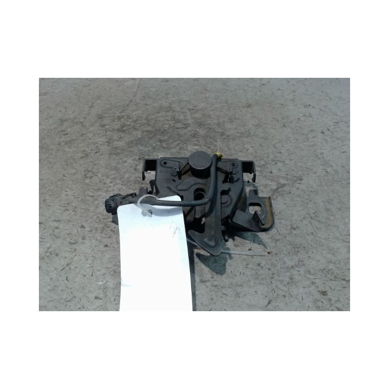 SERRURE CAPOT RENAULT CAPTUR