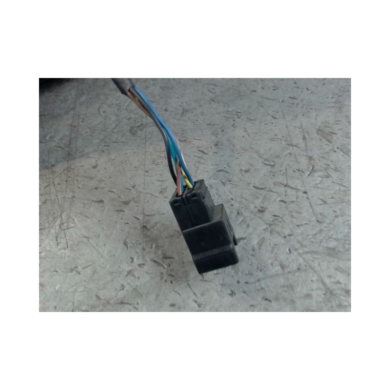 RETROVISEUR EXTERIEUR ELECTRIQUE DROIT SSANGYONG REXTON -2006