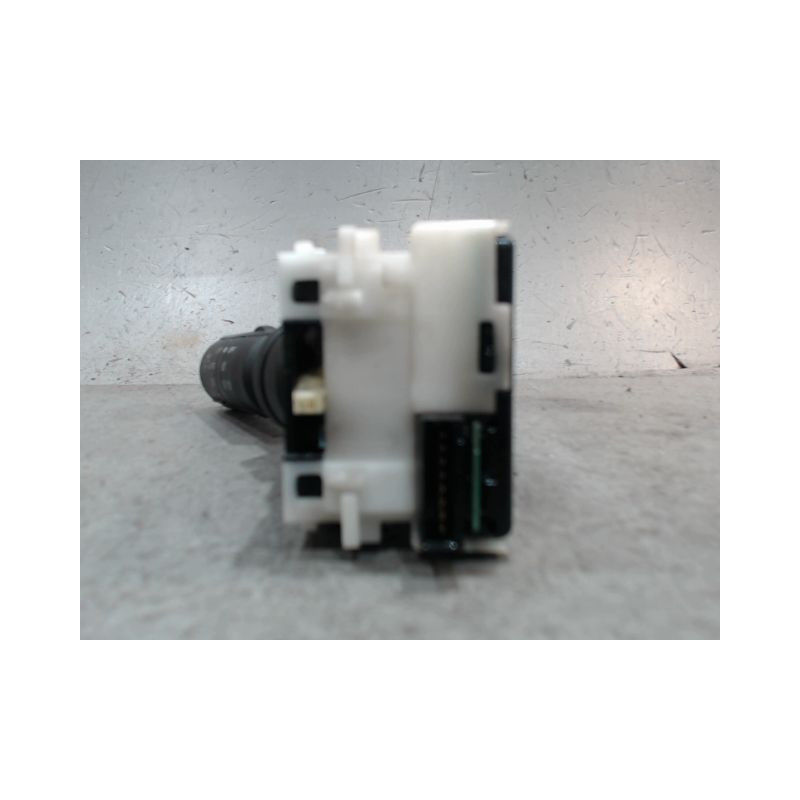 COMMANDE CLIGNOTANT NISSAN QASHQAI
