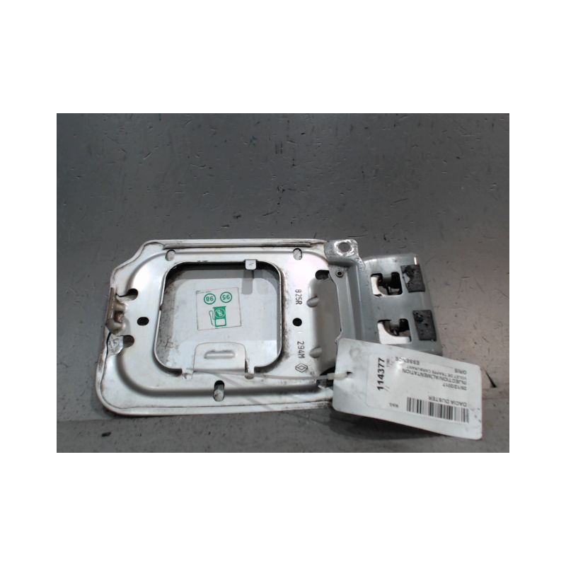 VOLET DE TRAPPE CARBURANT DACIA DUSTER