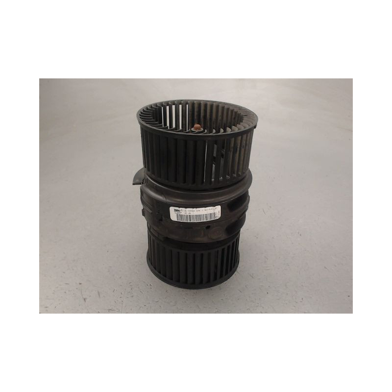 MOTEUR VENTILATEUR CHAUFFAGE RENAULT MEGANE
