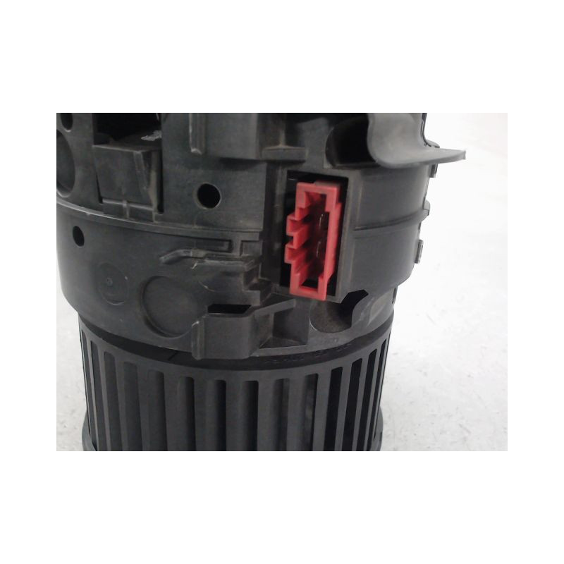 MOTEUR VENTILATEUR CHAUFFAGE RENAULT MEGANE