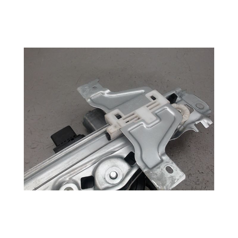 MECANISME LEVE-GLACE ARRIERE DROIT CITROEN C3