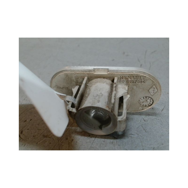 REPETITEUR AILE DROIT RENAULT TWINGO 2 2007-