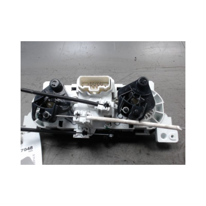 COMMANDE DE CHAUFFAGE DACIA SANDERO