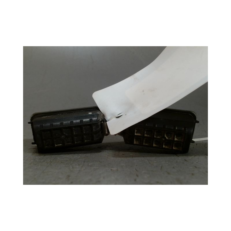 ECLAIREUR PLAQUE DE POLICE FORD C-MAX