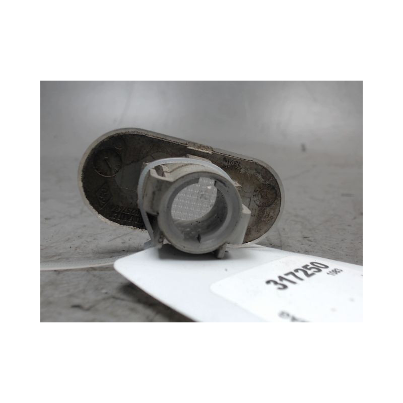 REPETITEUR AILE DROIT DACIA LODGY