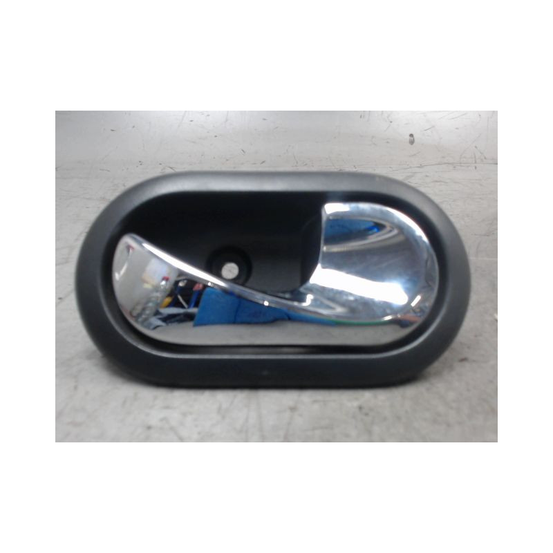 POIGNEE INTERIEURE PORTE ARRIERE DROIT DACIA LODGY
