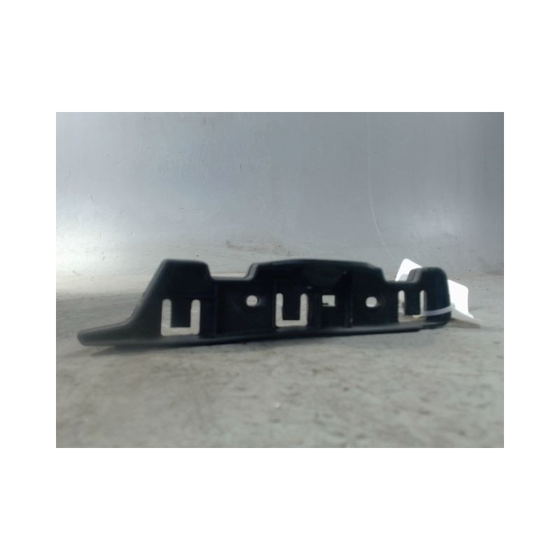 SUPPORT PARE-CHOC AVD FIAT GRANDE PUNTO 2005-