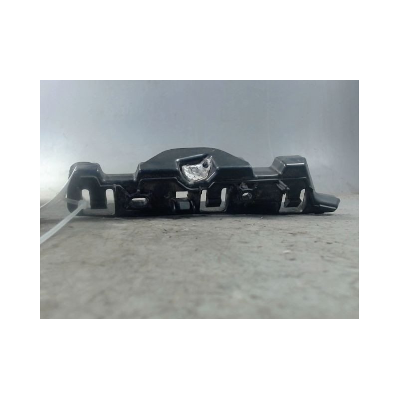 SUPPORT PARE-CHOC AVD FIAT GRANDE PUNTO 2005-