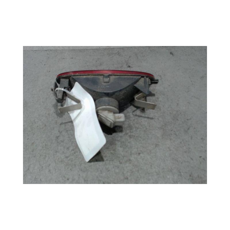 FEU BROUILLARD CENTRAL ARRIERE PEUGEOT 206