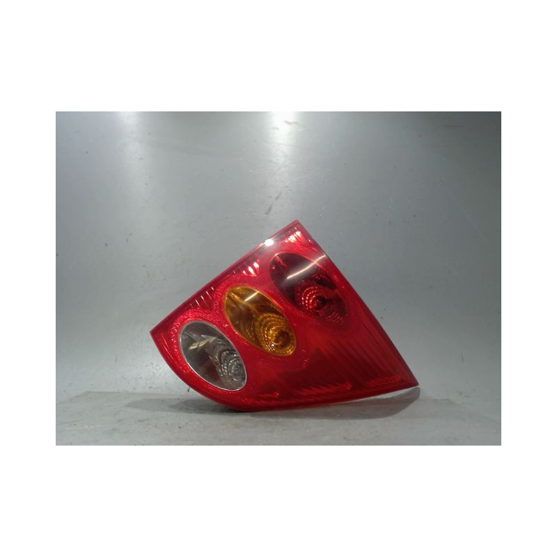FEU ARRIERE DROIT PEUGEOT 1007