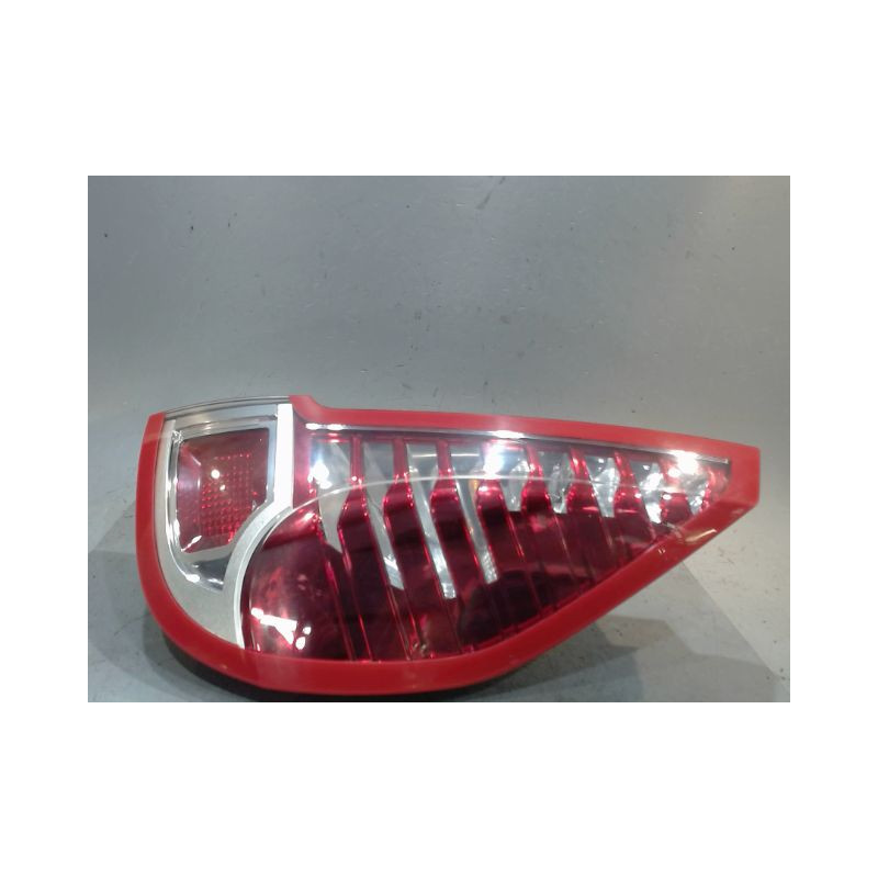 FEU ARRIERE DROIT RENAULT MEGANE