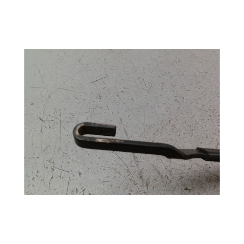 BRAS ESSUIE-GLACE AVANT DROIT TOYOTA VERSO 2010-