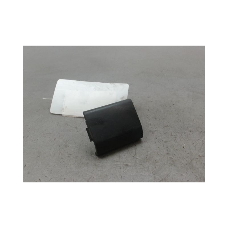 OBTURATEUR COUVRE CROCHET DE BOUCLIER AV RENAULT CLIO ESTATE III Phase 1 2008-2009