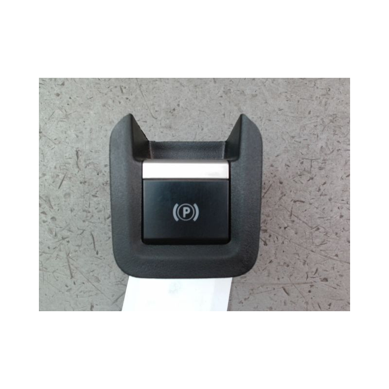INTERIEUR COMMANDE FREIN A MAIN CITROEN BERLINGO