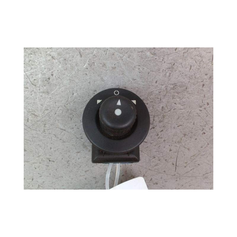 COMMANDE RETROVISSEUR EXTERIEUR ELECTRIQUE PEUGEOT PARTNER FG II Phase 1 (B9) 2008-2012