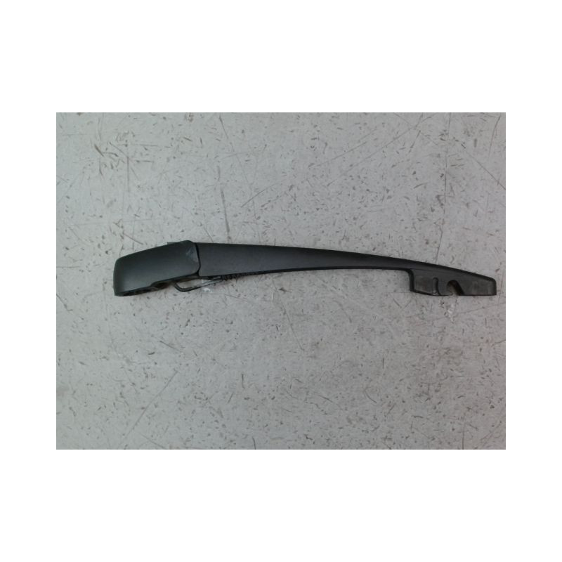BRAS ESSUIE-GLACE ARRIERE SUZUKI SWIFT 3P
