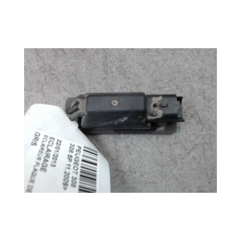ECLAIREUR PLAQUE DE POLICE DROIT PEUGEOT 308 2009-