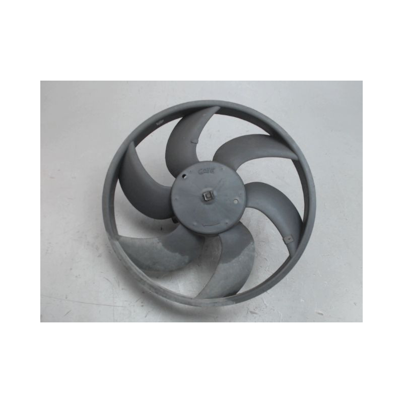 MOTEUR VENTILATEUR RADIATEUR DACIA SANDERO