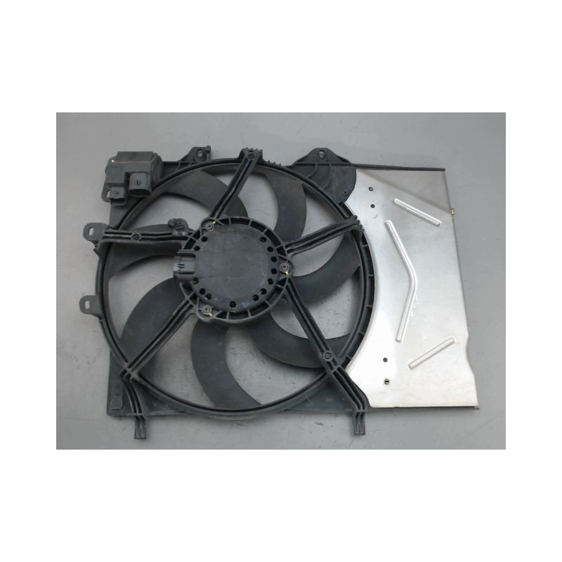 MOTEUR VENTILATEUR RADIATEUR PEUGEOT 208