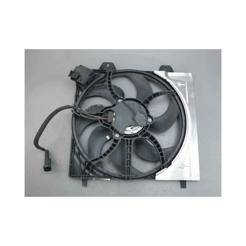 MOTEUR VENTILATEUR RADIATEUR PEUGEOT 208
