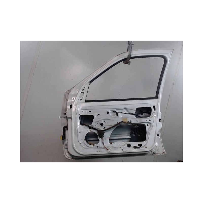 PORTE AVANT DROIT RENAULT CLIO
