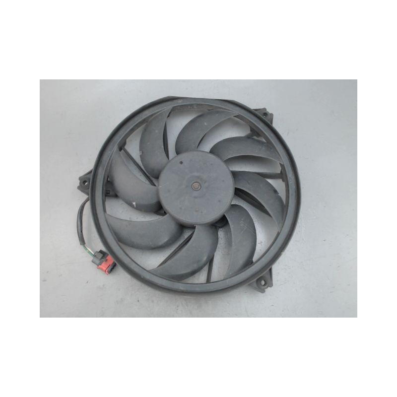 MOTEUR VENTILATEUR RADIATEUR PEUGEOT 206