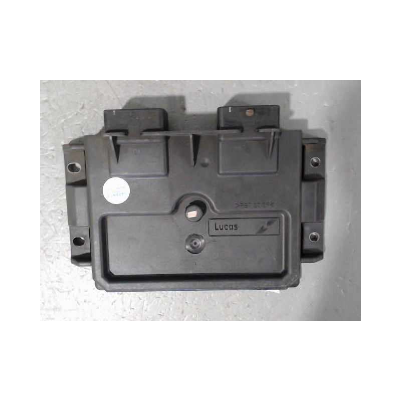 CALCULATEUR MOTEUR PEUGEOT PARTNER