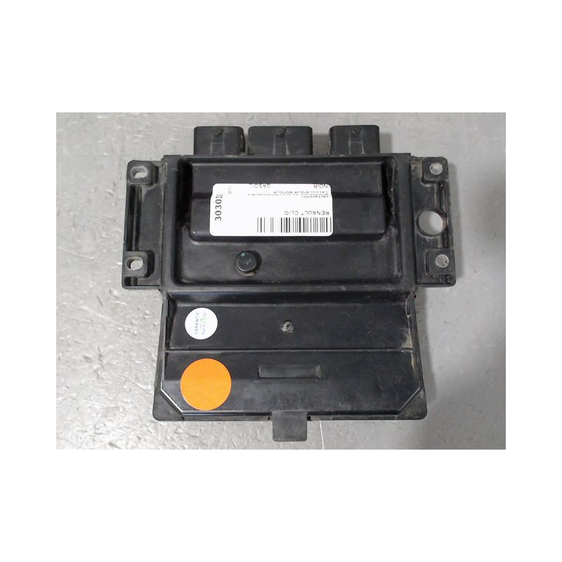 CALCULATEUR MOTEUR RENAULT CLIO