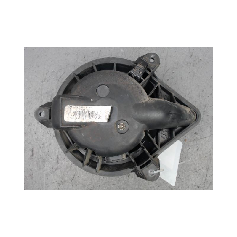 MOTEUR VENTILATEUR CHAUFFAGE RENAULT TRAFIC