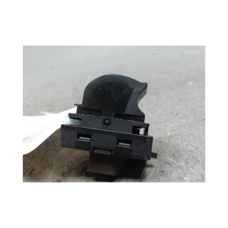 COMMANDE LEVE-GLACE PORTE AVD LANCIA MUSA