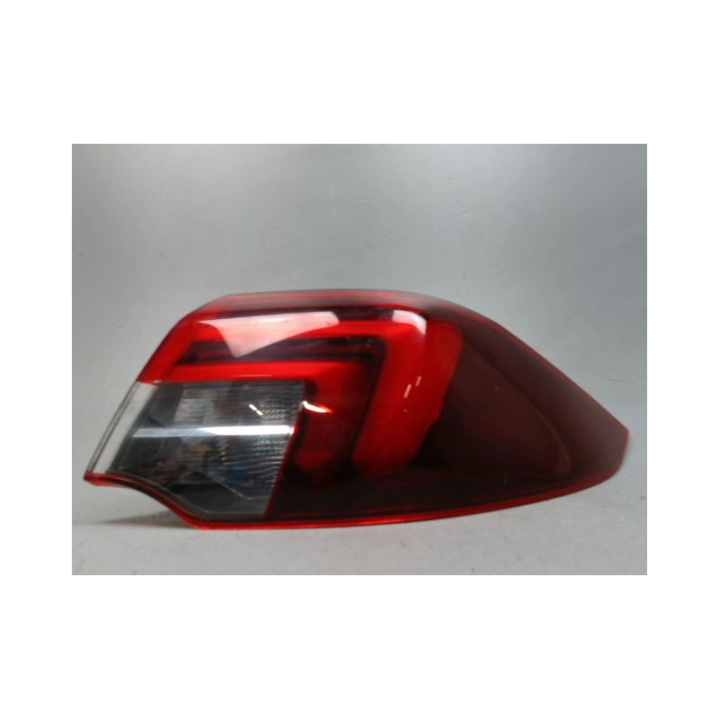 FEU ARRIERE DROIT OPEL INSIGNIA